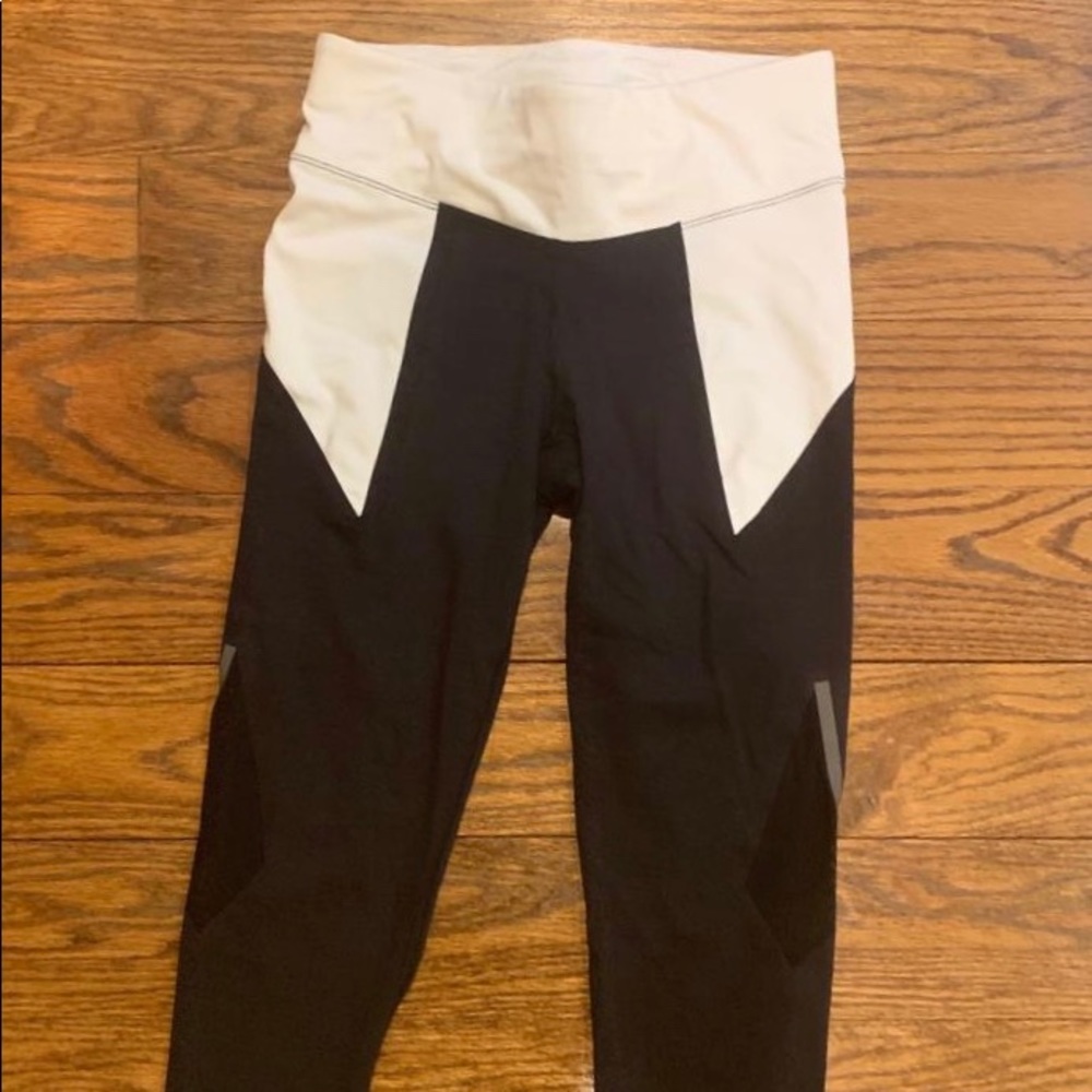 black and white leggings